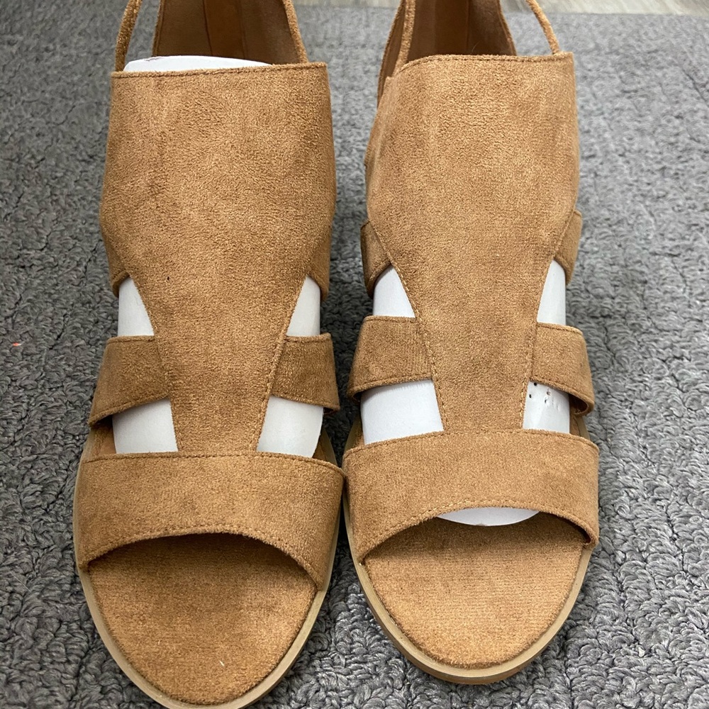 Never worn tan sandals size 10